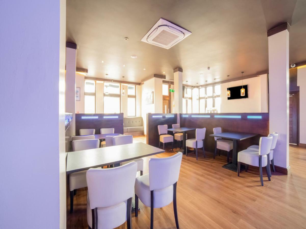 埃尔沃斯 Oyo Osterley Park酒店 外观 照片