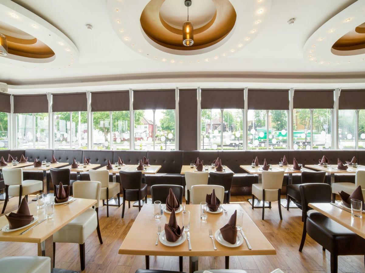 埃尔沃斯 Oyo Osterley Park酒店 外观 照片