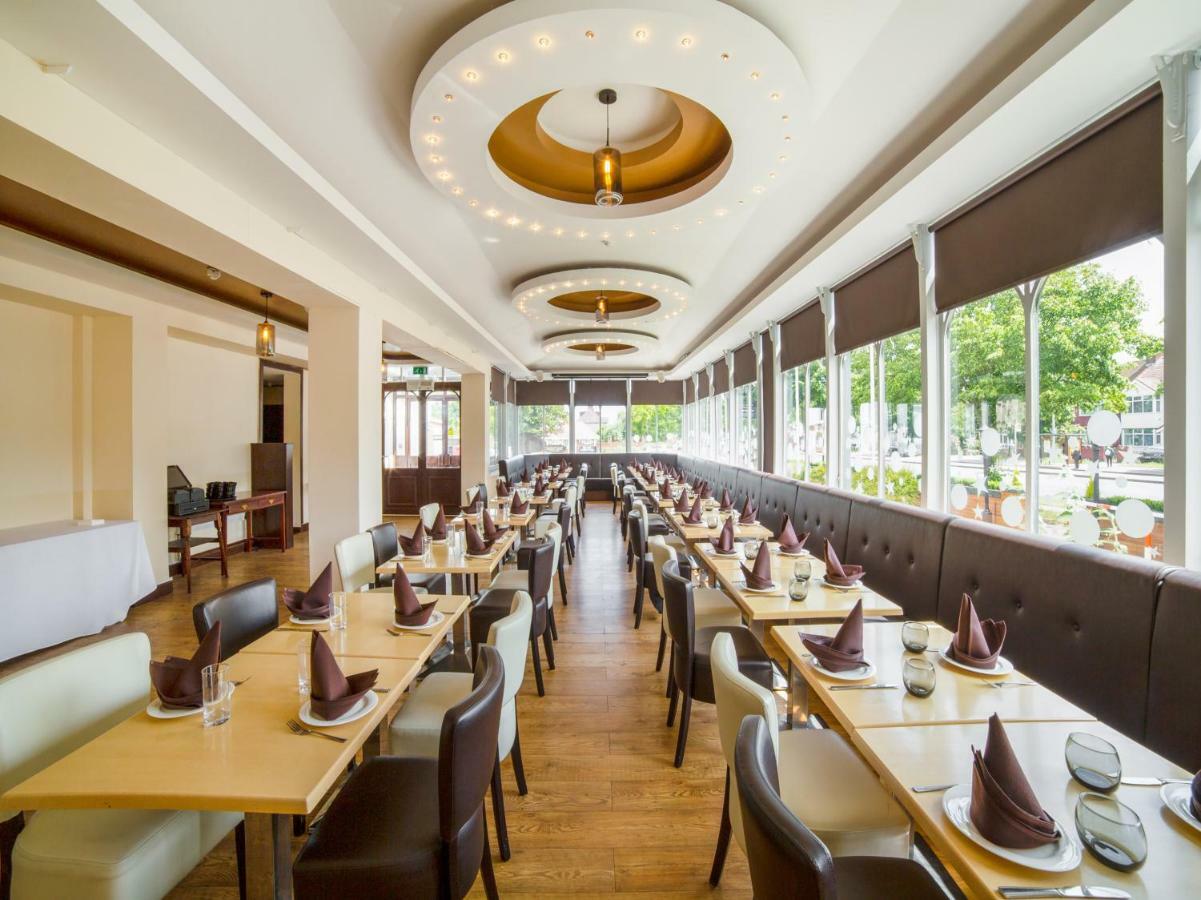 埃尔沃斯 Oyo Osterley Park酒店 外观 照片