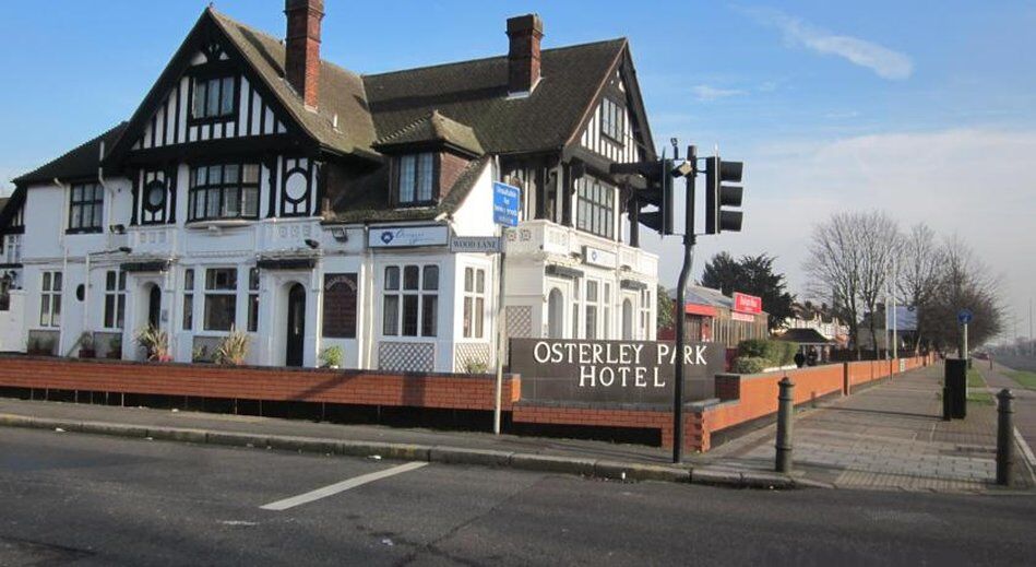 埃尔沃斯 Oyo Osterley Park酒店 外观 照片